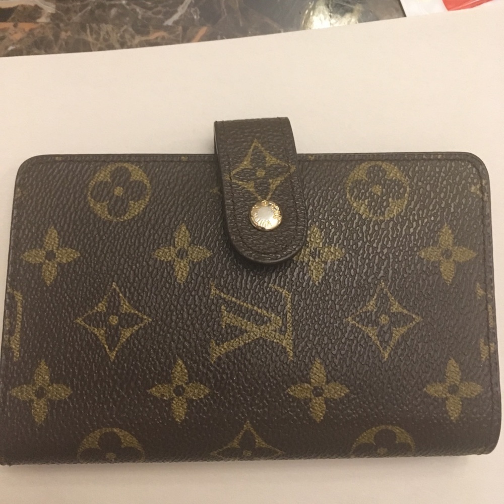 100% Authentic Louis Vuitton Day Planner& Wallet